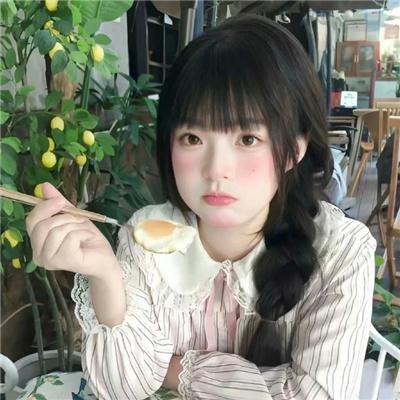 床的另一边